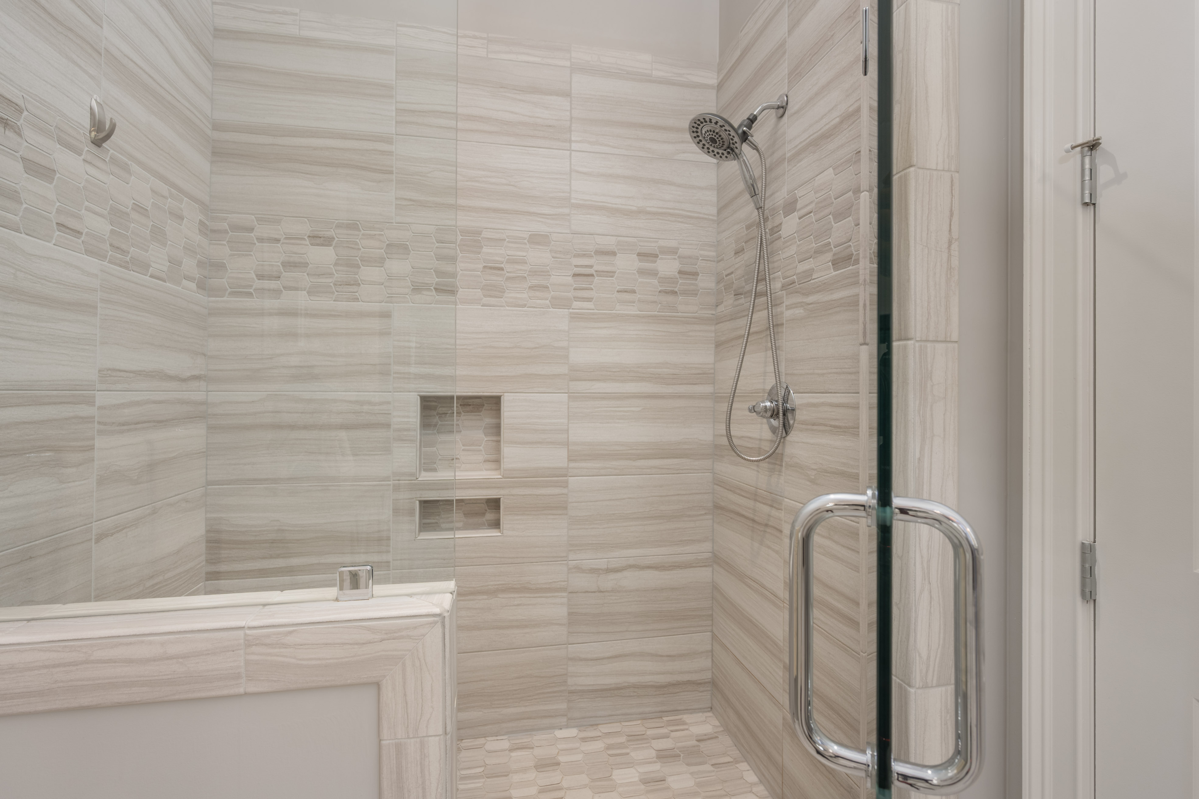 1140 Long Cove Drive image 22